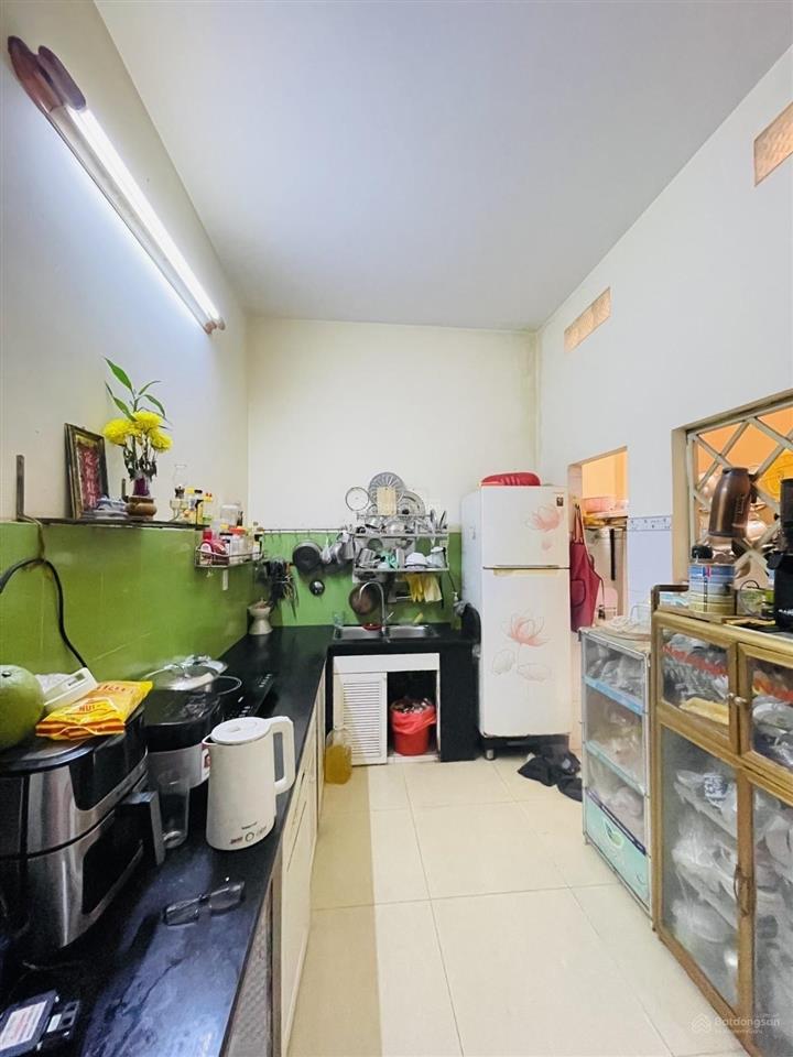 Chủ đi nước ngoài bán nhanh. đs 14, gv  hẻm xe tải quay đầu  nở hậu 7m  dt 94m2 chỉ 8t5 tl