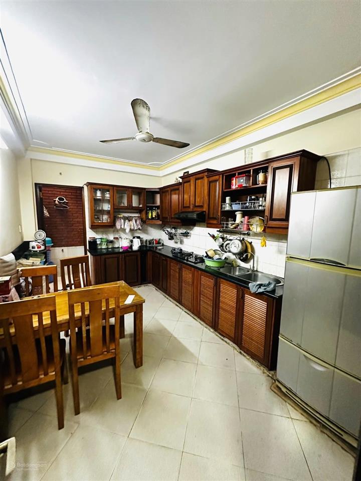 Nhà đẹp khu đỉnh cấp. nguyễn kiệm, phú nhuận  hxh thông  dt 82m sẵn 7pn dòng tiền chỉ 10tỷ5 tl
