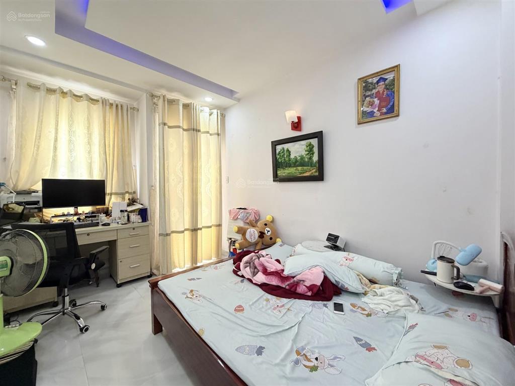 Nhà phú nhuận vip. nguyễn đình chính  hxh  cách mặt tiền vài bước  dt 71m2 ngon chỉ 10t tl ngay
