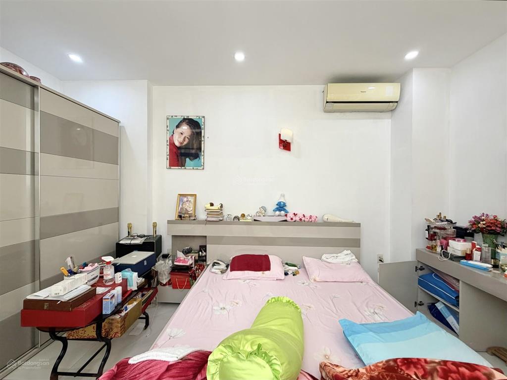 Nhà phú nhuận vip. nguyễn đình chính  hxh  cách mặt tiền vài bước  dt 71m2 ngon chỉ 10t tl ngay