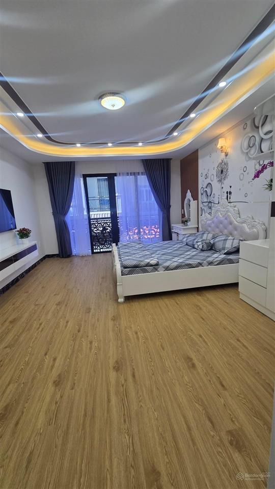 Nhà đẹp hxhtrương đăng quế sát sân bay tân sơn nhất5 tầngfull nội thấtgiá chỉ 8.2 tỷ