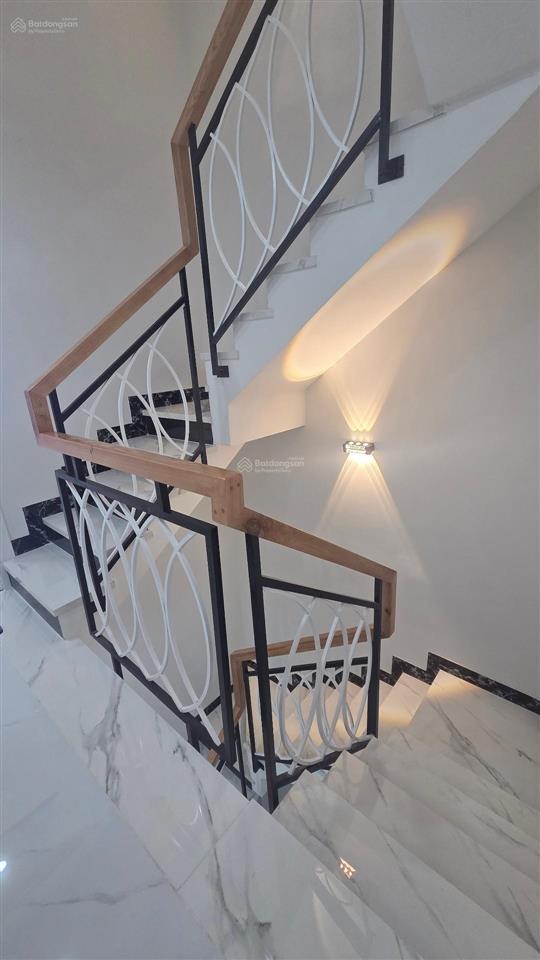 Nhà đẹp hxhtrương đăng quế sát sân bay tân sơn nhất5 tầngfull nội thấtgiá chỉ 8.2 tỷ