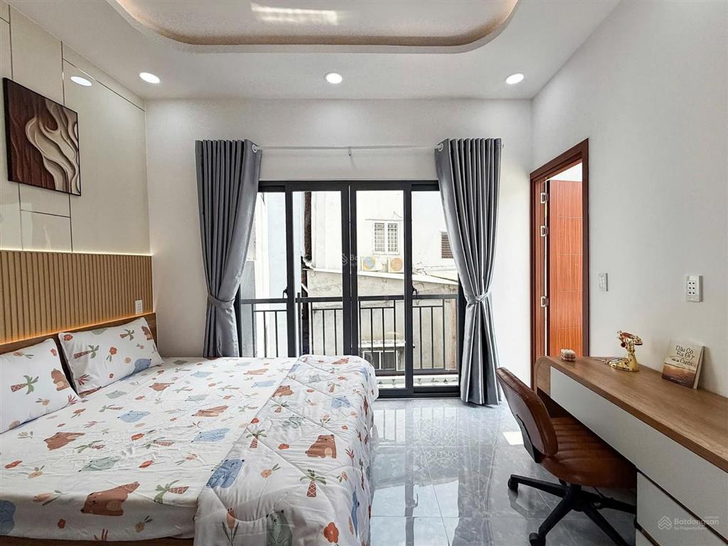 Nhà khu cực vip. bạch đằng, bình thạnh  gần ngã 4 hàng xanh  ngang 6m  4 tầng chỉ 5,45 tỷ tl