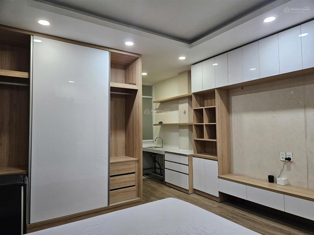 Phòng studio cực xinh mới. đs 28, gv  gần iuh  full nội thất  khu cityland dân trí tốt chỉ 4tr5