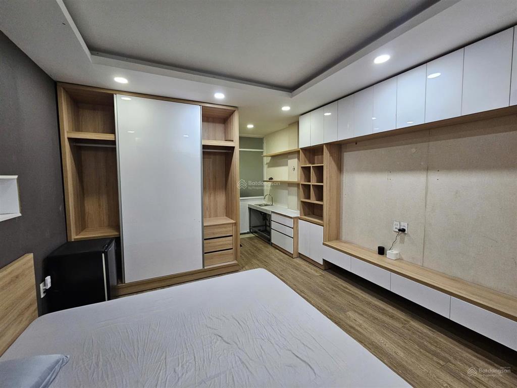 Phòng studio cực xinh mới. đs 28, gv  gần iuh  full nội thất  khu cityland dân trí tốt chỉ 4tr5