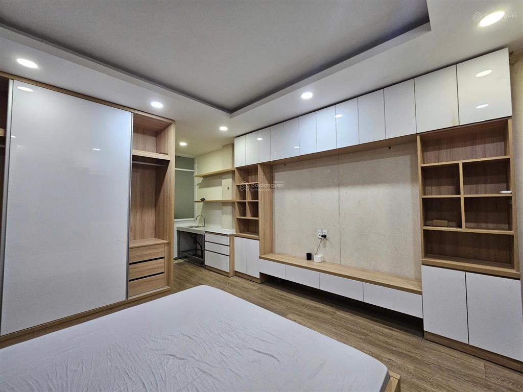 Phòng studio cực xinh mới. đs 28, gv  gần iuh  full nội thất  khu cityland dân trí tốt chỉ 4tr5