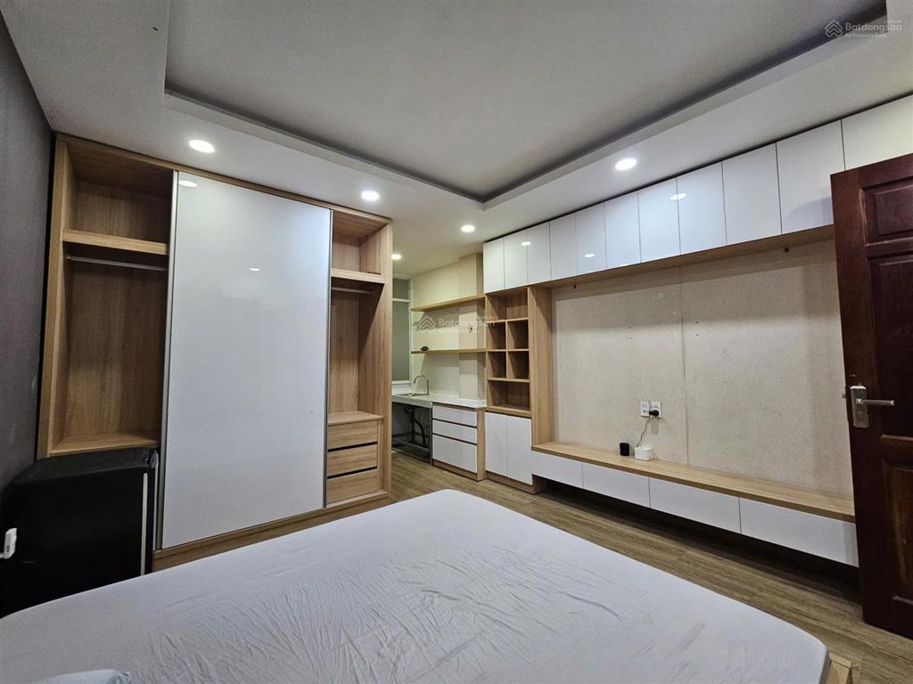 Phòng studio cực xinh mới. đs 28, gv  gần iuh  full nội thất  khu cityland dân trí tốt chỉ 4tr5