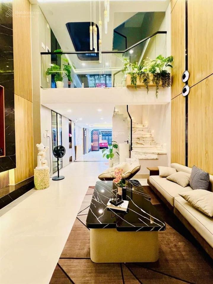 Diện tích đẹp, hẻm xe hơi vô nhà, gần nhà ga t3. đường huỳnh văn nghệ, p.12, gò vấp