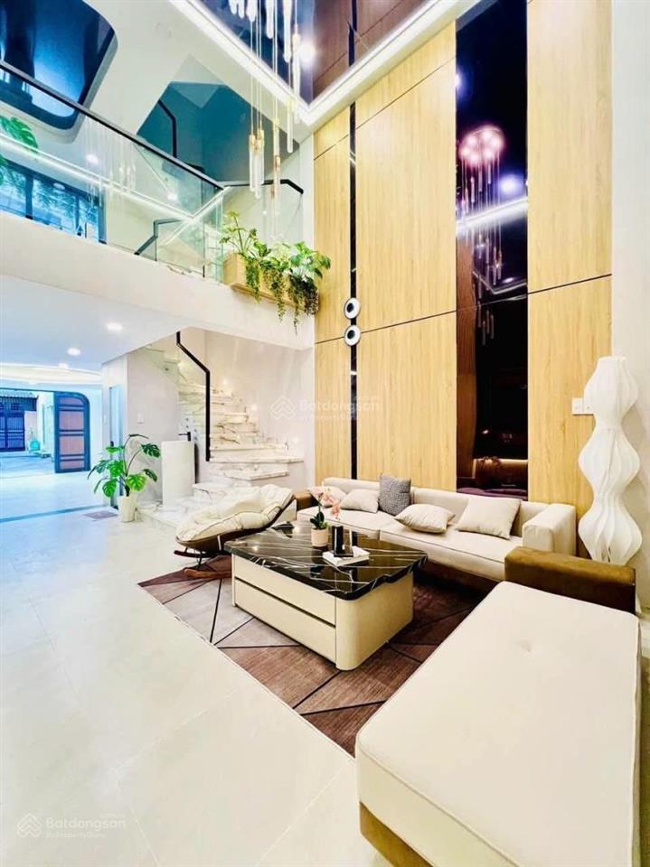 Diện tích đẹp, hẻm xe hơi vô nhà, gần nhà ga t3. đường huỳnh văn nghệ, p.12, gò vấp