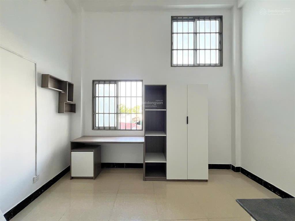 Phòng trên đường 566 nguyễn thái sơn, p5, gò vấp. giáp đại học công nghiệp và văn lang