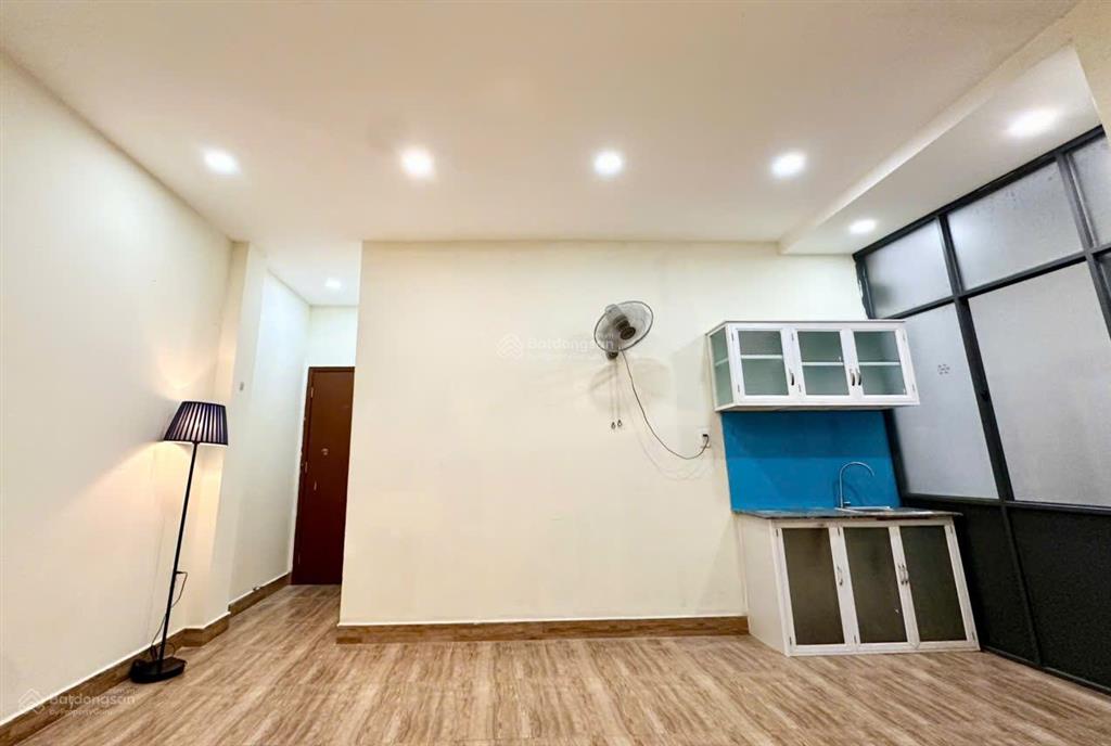 Phòng tại đường 5/12 nơ trang long, p7, bình thạnh. giáp q1, phú nhuận và các trường đại học