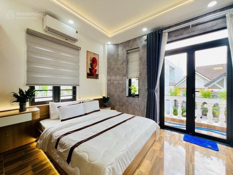 Xe hơi vô nhà tại đường tốt, phường 16, quận gò vấp. dt(5x10m) 4pn, 4wc. giá chỉ 8.2 tỷ