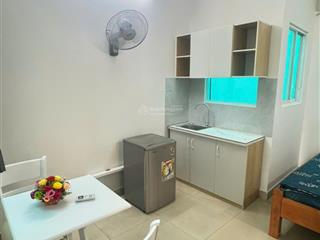 Căn hộ nguyên tầng. đs 21, gv  có 2pn  giờ giấc tự do  gần iuh hướng đi trung tâm chỉ 7tr/1t