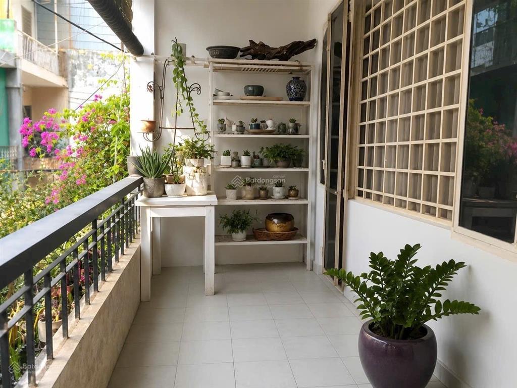 Nhà hiếm. nguyễn văn đậu, bình thạnh  hxh  sổ sẵn đẹp  4pn  giá 8t999 còn bớt lộc