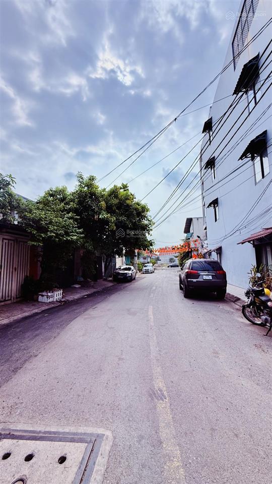 Nhà đẹp. phan huy ích, gò vấp  xe hơi vô nhà  2 mặt tiền hiếm  xe tải 10m chỉ 9t còn tl
