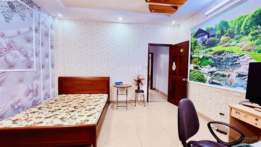 Nhà đẹp. phan huy ích, gò vấp  xe hơi vô nhà  2 mặt tiền hiếm  xe tải 10m chỉ 9t còn tl