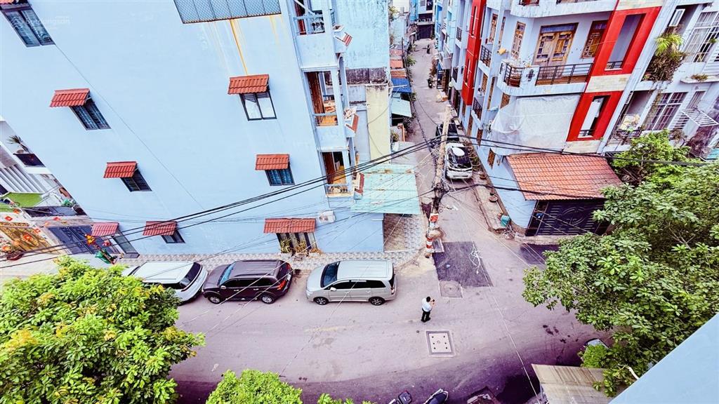 Nhà đẹp. phan huy ích, gò vấp  xe hơi vô nhà  2 mặt tiền hiếm  xe tải 10m chỉ 9t còn tl