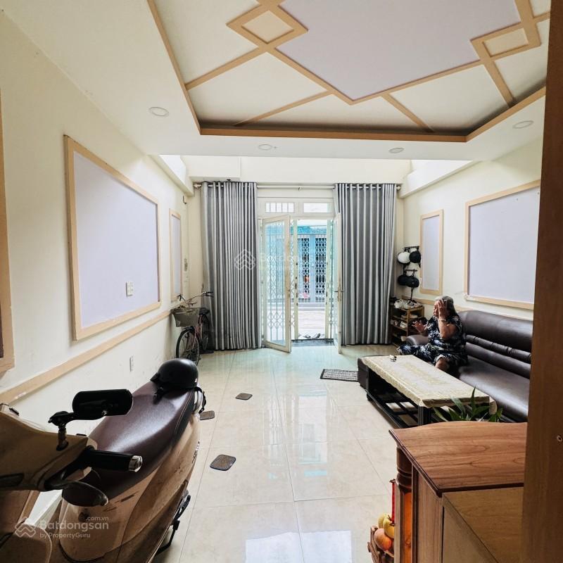 Nhà 2 mặt hẻm oto trung tâm bình thạnh. giá cho thuê 20 triệu/tháng trên đường trần bình trọng