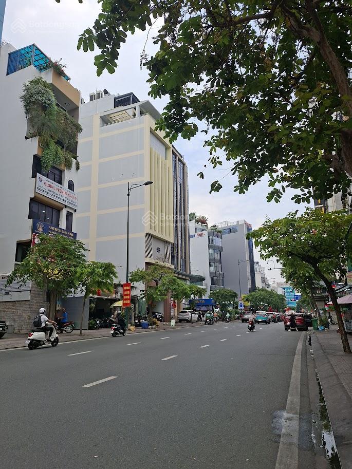 Bán nhà 2 mặt tiền bạch đằng khu sân bay 5,2 x 20. nhà 3 tầng . tiện đầu tư xây mới ks căn hộ vp