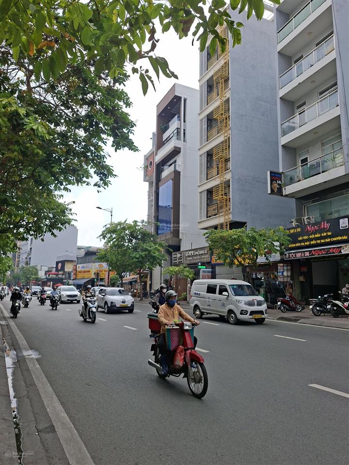 Bán nhà 2 mặt tiền bạch đằng khu sân bay 5,2 x 20. nhà 3 tầng . tiện đầu tư xây mới ks căn hộ vp
