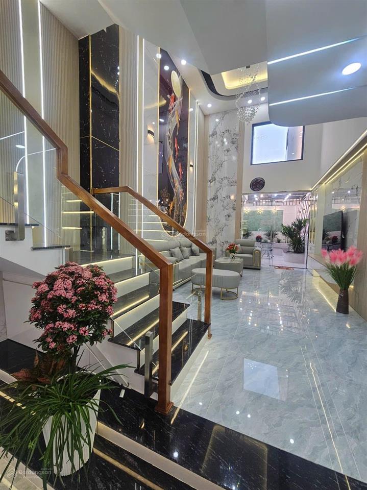 Bán villa nội bộ trường sơn khu sân bay dt 7 x 21 xây 4 tầng 8 pn sang trọng giá rẻ nhỉnh 22 tỷ
