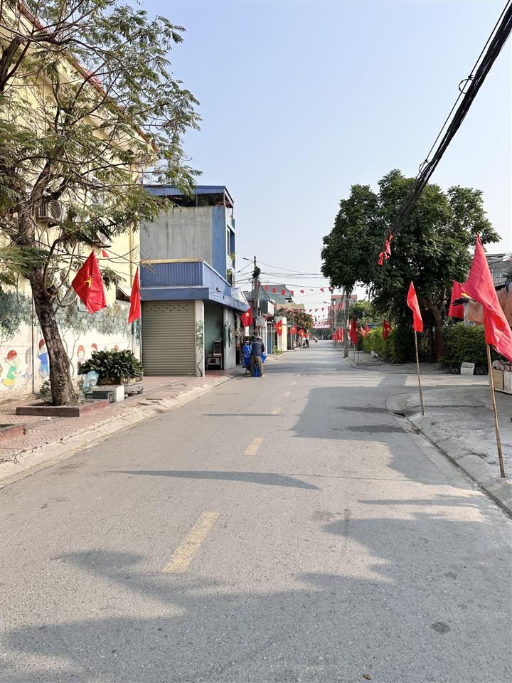 Hàng hiếm 95m2 ngõ thông giá chỉ 2,3 tỷ tại cầu vượt hùng vương, hb