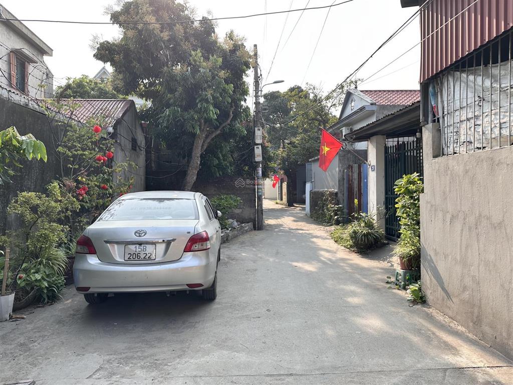Hàng hiếm 95m2 ngõ thông giá chỉ 2,3 tỷ tại cầu vượt hùng vương, hb