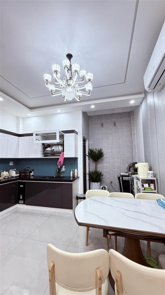 Siêu phẩm nhà đẹp 4 tầng độc lập tại phân lô hồ đá hồng bàng, hải phòng