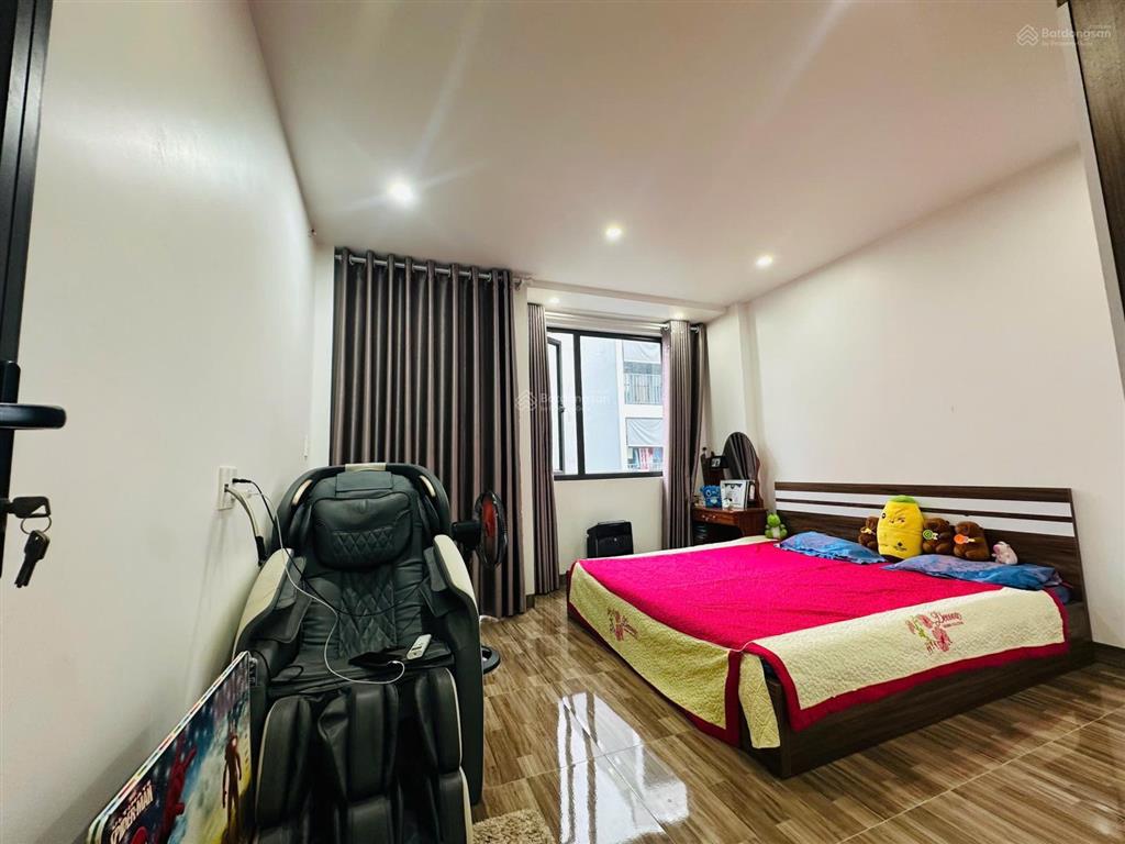 Nhà 3 tầng khu tái định cư vinhomes riverside hồng bàng  full nội thất chỉ 4,25 tỷ