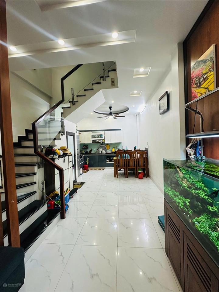 Nhà 3 tầng khu tái định cư vinhomes riverside hồng bàng  full nội thất chỉ 4,25 tỷ
