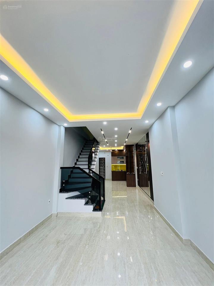 Nhà ngõ thông cực hiếm, ngay trung tâm hùng vương 3 tầng 57m2  2,99 tỷ