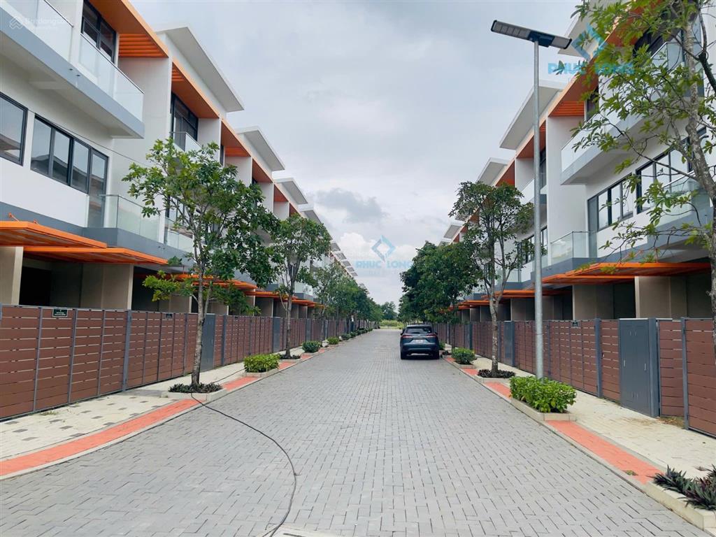 Nhà đã xây xong, cách phú mỹ hưng 20 phút 5x16m, chỉ 1,2 tỷ nhận nhà ở ngay   0929 535 ***