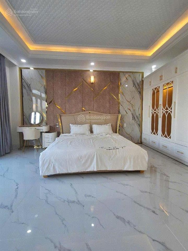 Nhà đẹp 4 tầng 5m x 19m kdc phú lợi đường phạm thế hiển, quận 8