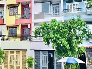 Nhà mới 5 tầng vào ở ngay đường lê bôi, phạm thế hiển, quận 8