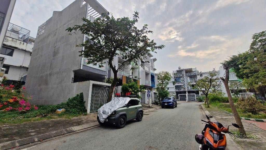 Bán lô đất 5 x 19 được phép xây 5 tầng kdc dương hồng garden house mizuki park gần parc mall quận 8