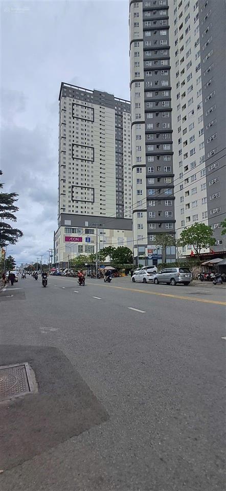 Hiếm, bán lô đất 8m x 20m đường rộng 30m vỉ hè 6m ngay parc mall cao lỗ quận 8