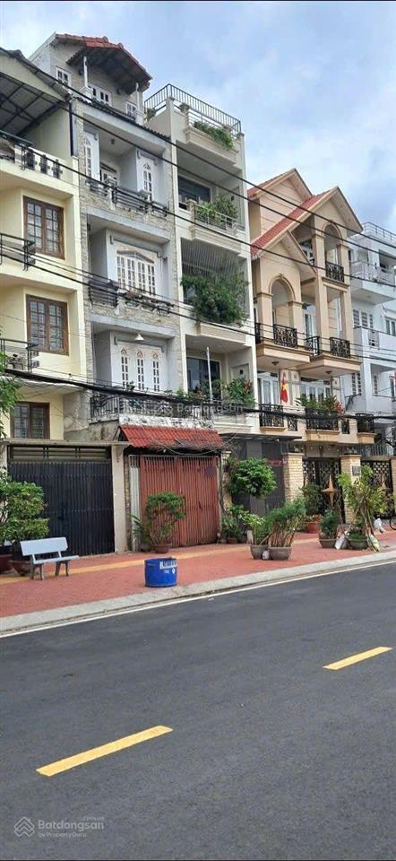 Hiếm, bán lô đất 8m x 20m đường rộng 30m vỉ hè 6m ngay parc mall cao lỗ quận 8