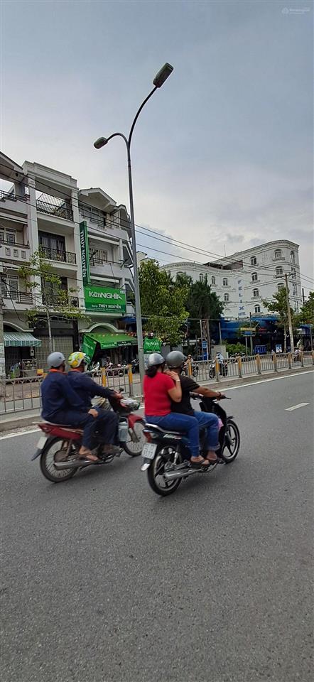 Giảm sốc 1 tỷ nhà 5 tầng mt tạ quang bửu, quận 8, kd sầm uất, dòng tiền 50th / tháng