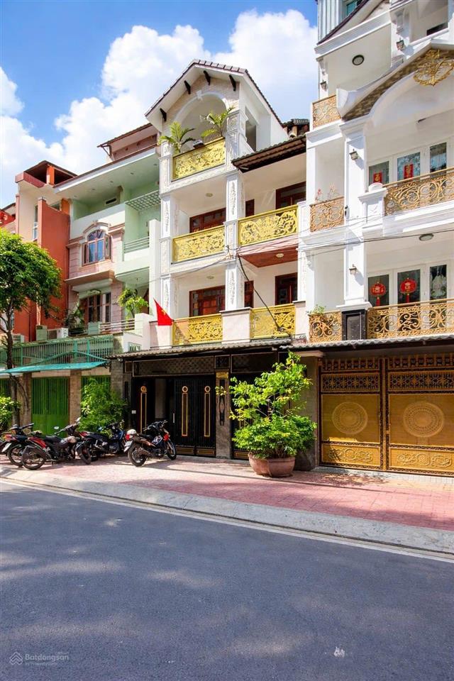 Bán nhà vị trí vàng 4 tầng, tạ quang bửu, quận 8