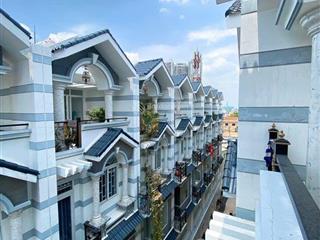 Chủ ngộp, bán nhà 5 tầng đẹp lung linh, xe hơi đổ cửa ngay tt quận 8.