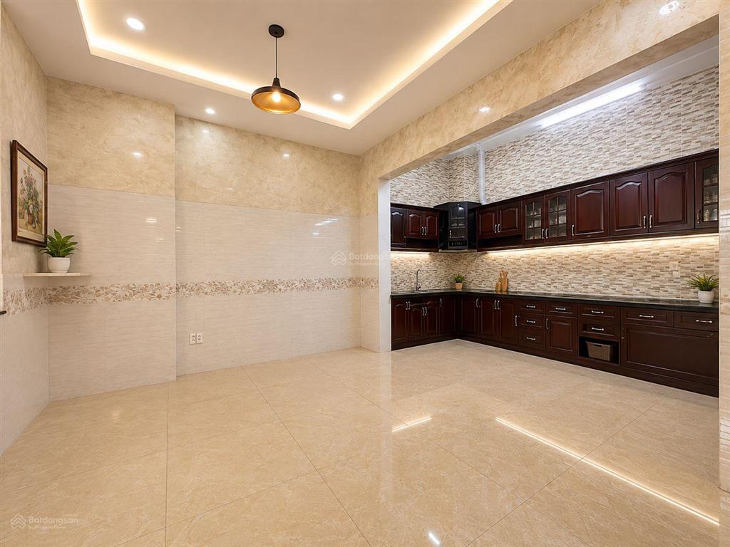 Nhà mt quận 8, 6m x 18m, 4 tầng khu dân trí cao, đường xe container ra vào vô tư