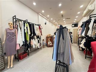 Hẻm kinh doanh tân quý, 2 phút qua aeon mall, 65m2, 2 tầng mới, ô tô tránh nhau, chỉ 8 tỷ xíu tl