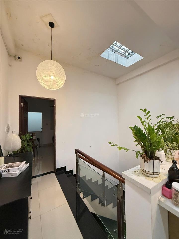 Hẻm kinh doanh tân quý, 2 phút qua aeon mall, 65m2, 2 tầng mới, ô tô tránh nhau, chỉ 8 tỷ xíu tl