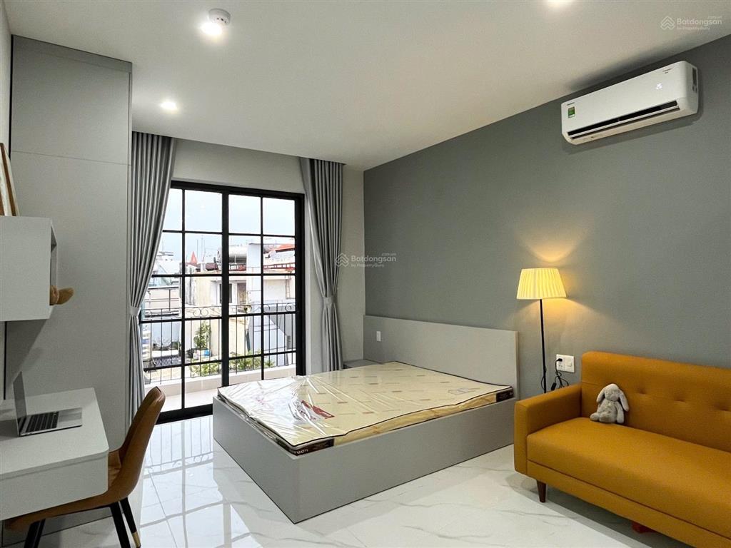 Cho thuê chdv 1pn ban công to fnt cao cấp mg riêng gần đh tđtrmit sát lottevivo dễ đi q1q4q8
