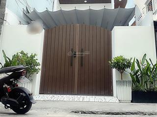 Q8  cách mặt tiền  đường đặng chất 15m  hẻm xe hơi thông thoáng ngang 5m  nở hậu 8 m