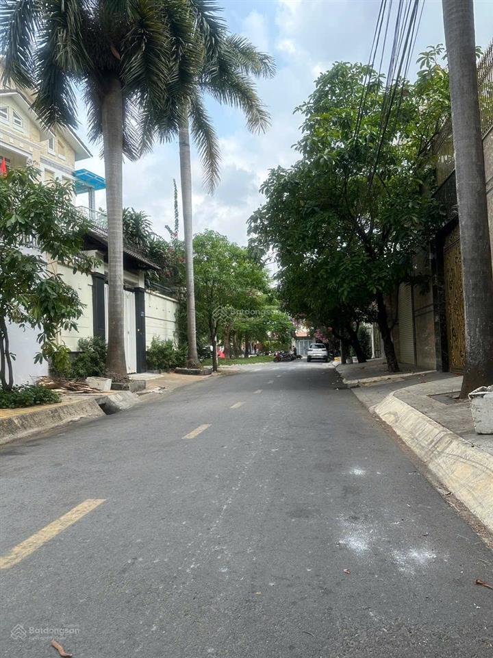 Ttq8  siêu phẩm mặt tiền số  bông sao view biệt thự và công viên  khu dân cư đồng bộ