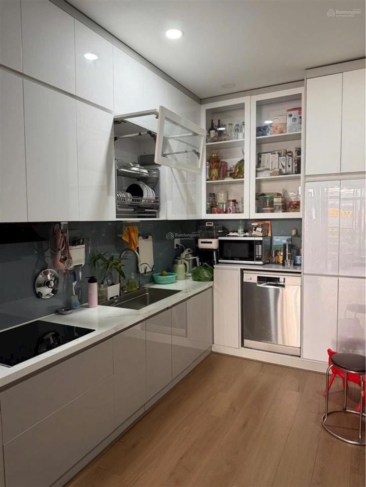 Mặt tiền nguyễn thị tần vừa ở vừa kinh doanh nhà đẹp vào ở ngay  12,7 tỷ (tl)