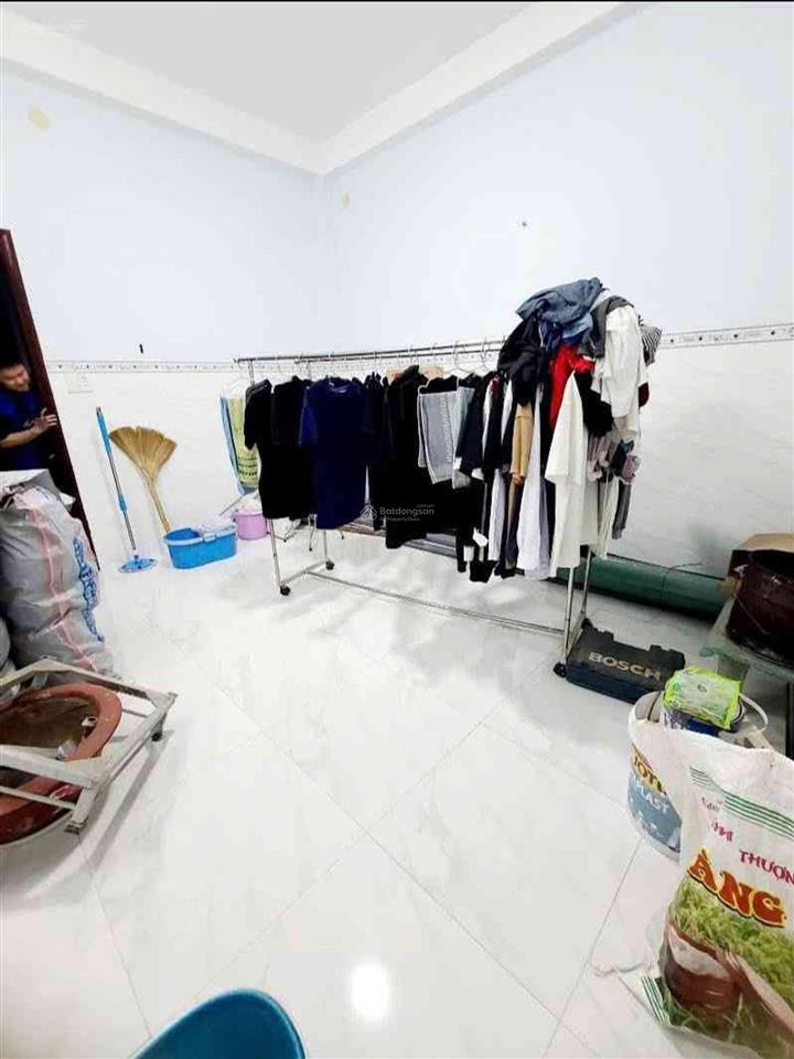 Chủ bán kính căn nhà sát mặt tiền âu dương lân  hẻm xe hơi cách mặt tiền 10 m  giá 9,6 tỷ (tl)