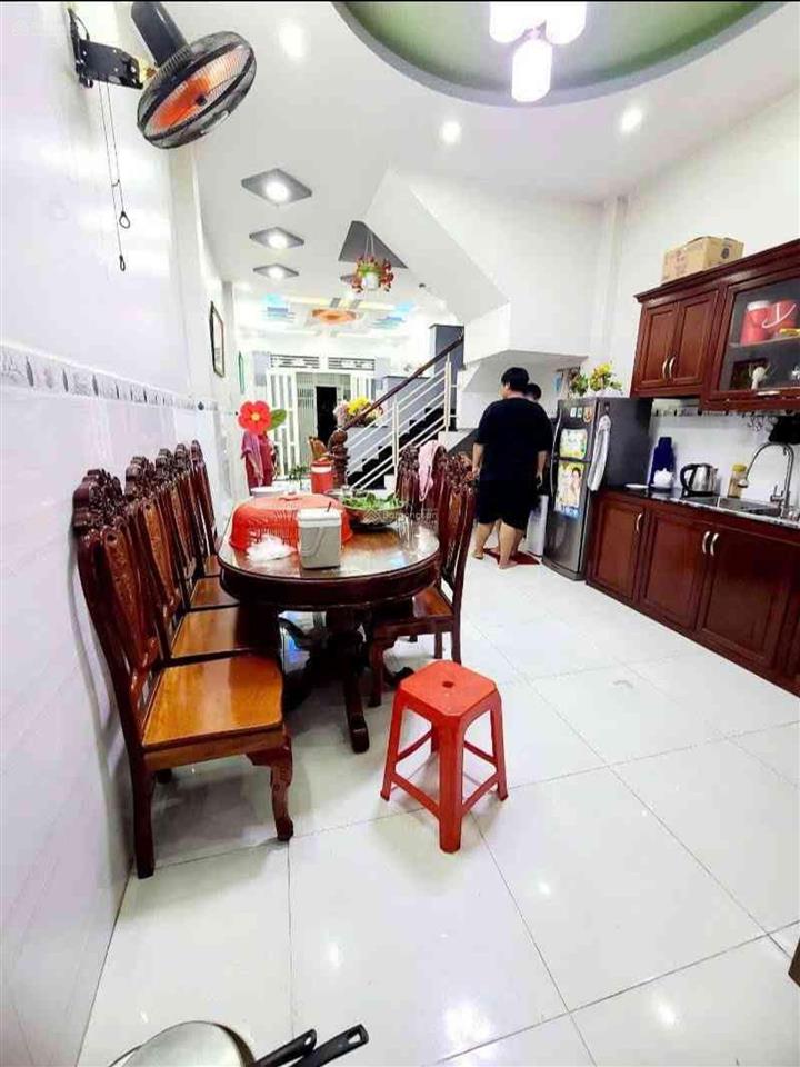 Chủ bán kính căn nhà sát mặt tiền âu dương lân  hẻm xe hơi cách mặt tiền 10 m  giá 9,6 tỷ (tl)