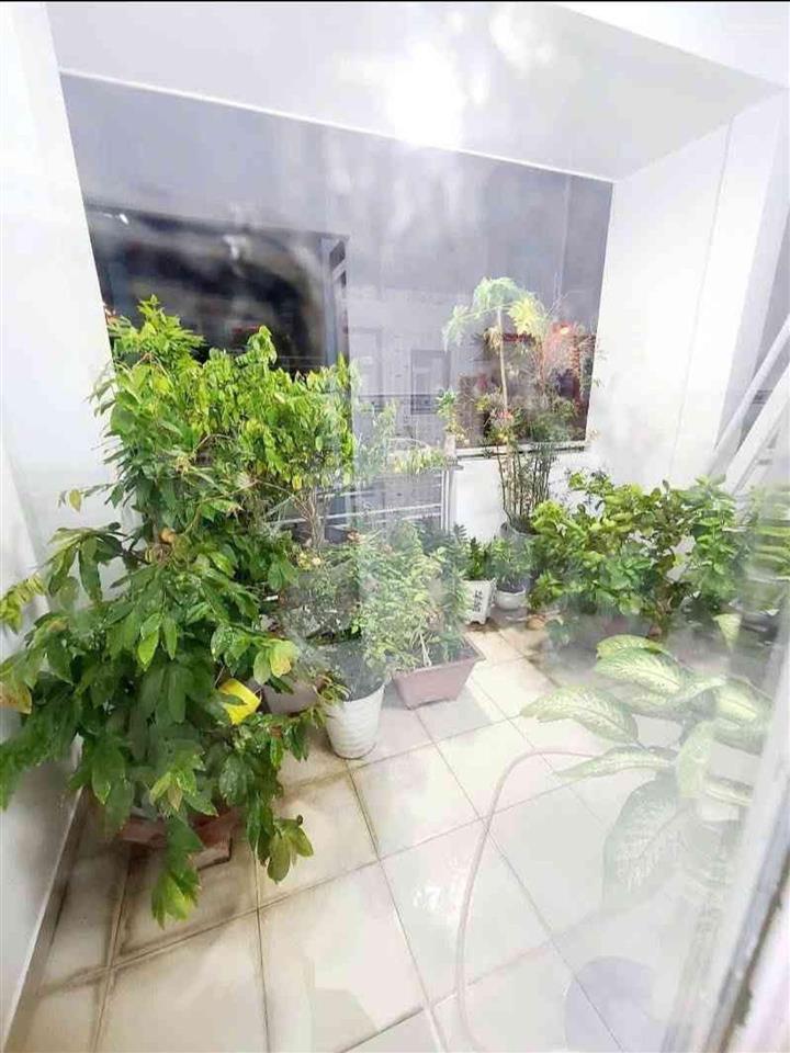 Chủ bán kính căn nhà sát mặt tiền âu dương lân  hẻm xe hơi cách mặt tiền 10 m  giá 9,6 tỷ (tl)